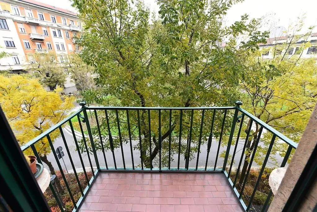 Caseospitali - Angolo Bernini Trilocale Luminoso Apartment Milan