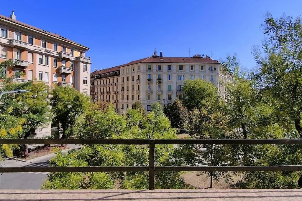 Caseospitali - Angolo Bernini Trilocale Luminoso Apartment Milan Italy