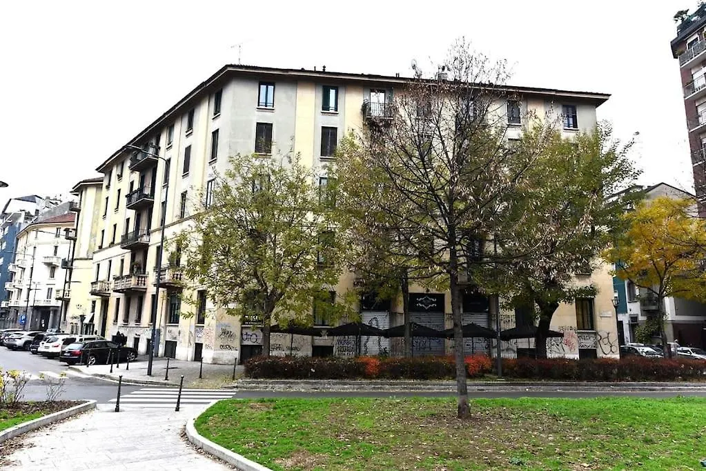 Caseospitali - Angolo Bernini Trilocale Luminoso Apartment Milan